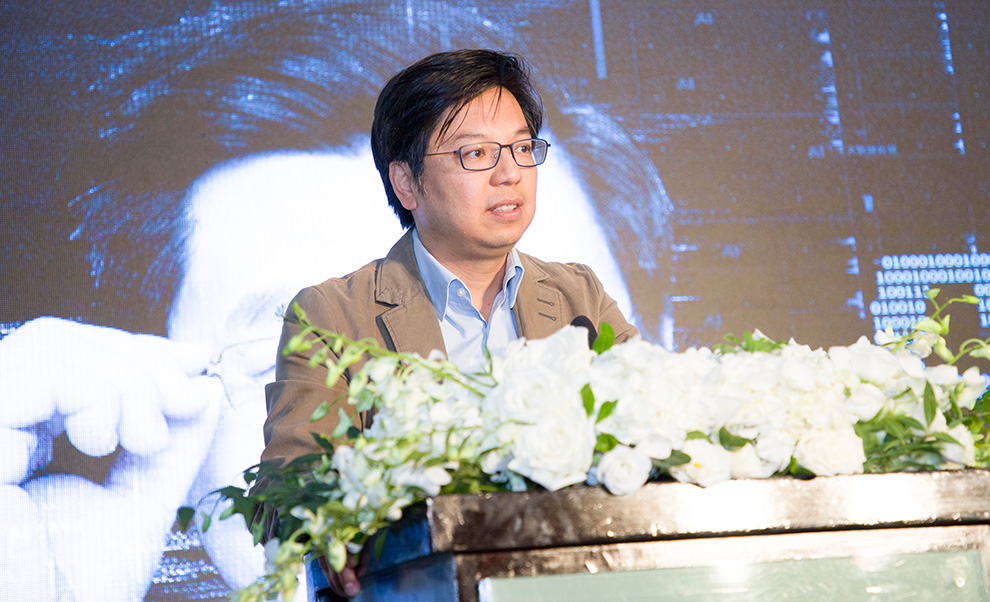 佳通轮胎董事长陈应毅现场发表“AI人工智能”主题演讲
